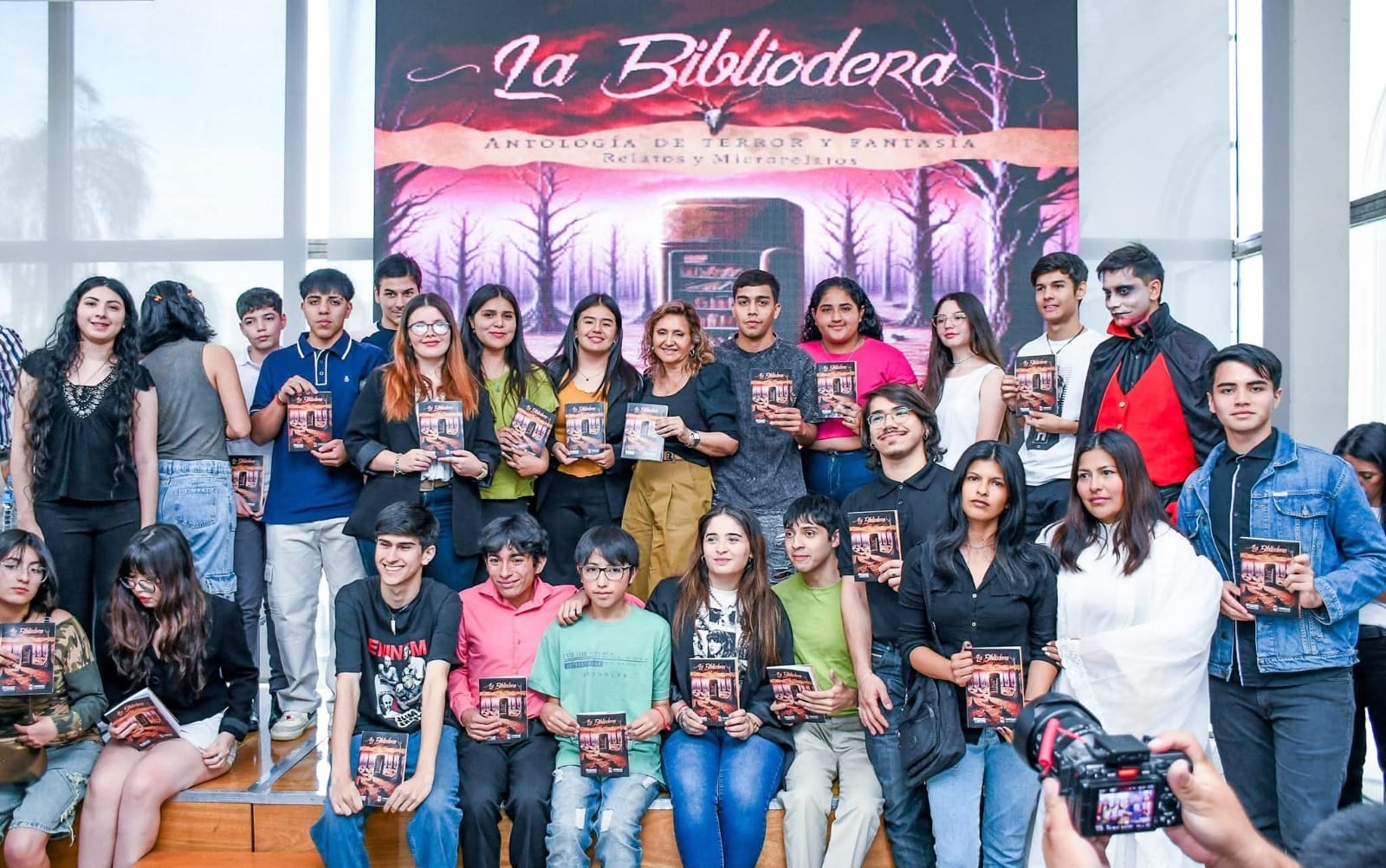 La Capital presentará en la Feria del Libro la tercera antología de terror y fantasía de La Bibliodera